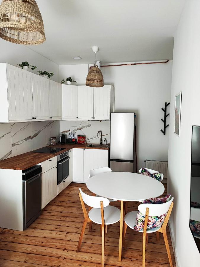 Centrum Apartament Przytulny シュフィドニツァ エクステリア 写真