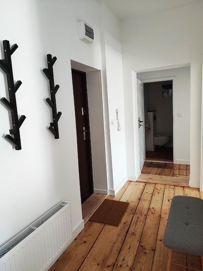 Centrum Apartament Przytulny シュフィドニツァ エクステリア 写真
